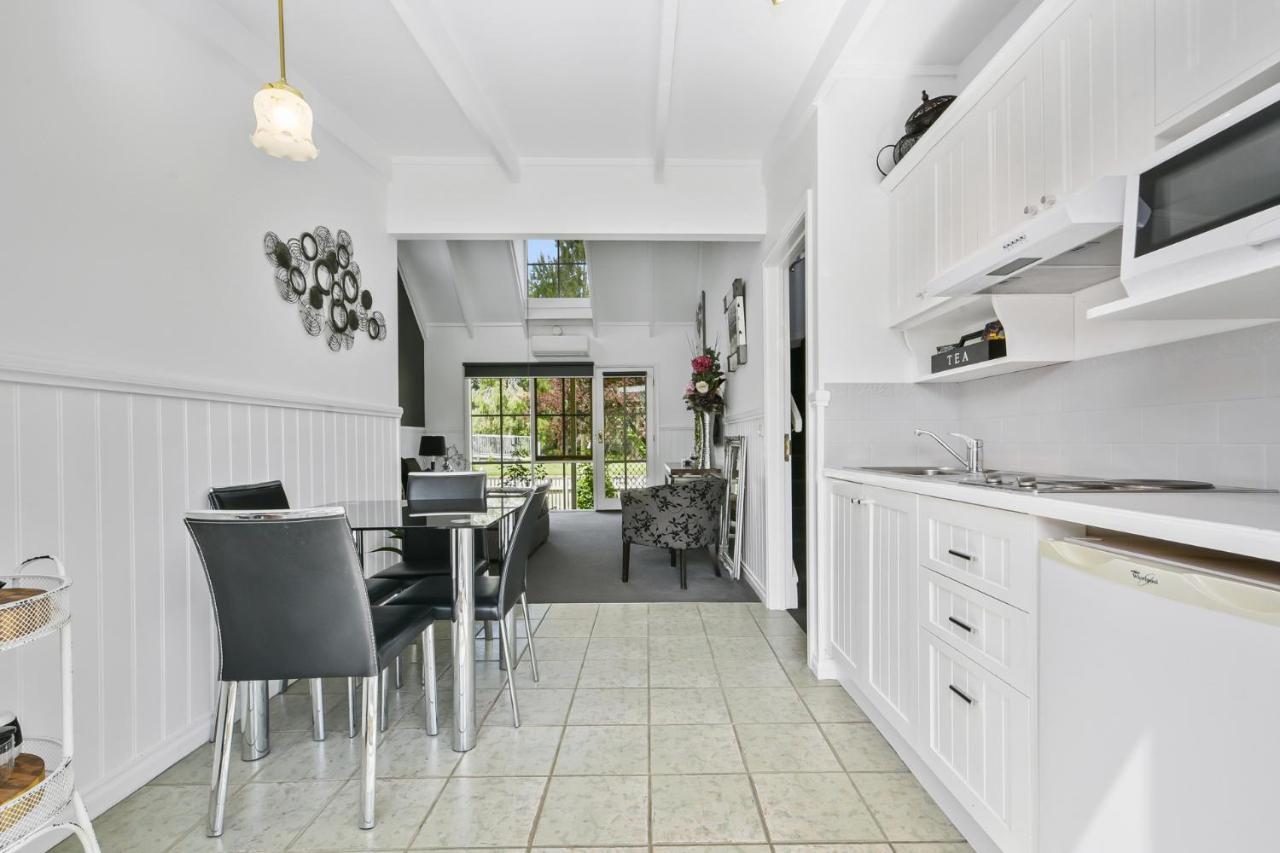 Creek Cottage Bed And Breakfast Traralgon Buitenkant foto